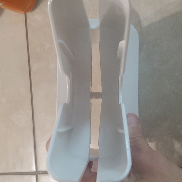 NWOT Bagel Biter Bagel Slicer - Picture 3 of 4